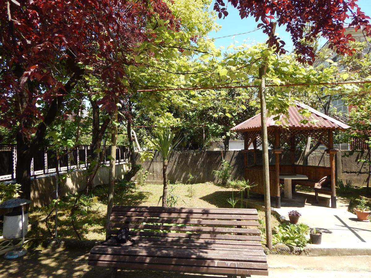 Guest House On Angisa Batumi Zewnętrze zdjęcie
